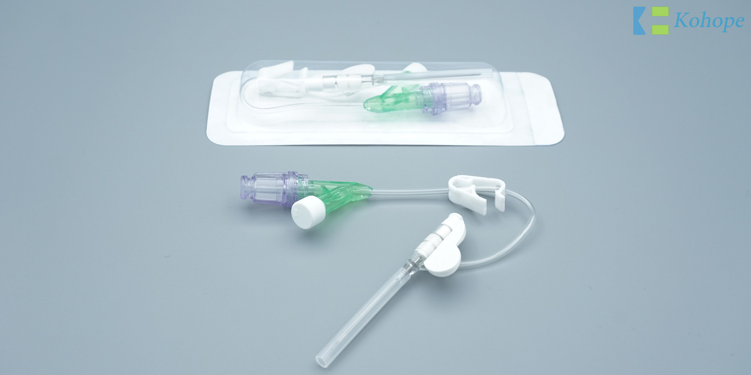 iv needle and catheter

